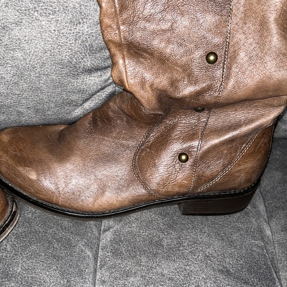 🌻 Brown Pascal Boots 🛍️ Size 9.5 👢 Preloved - Picture 3 of 12